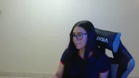 Sahaliefox  online show from 02.20.26