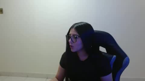 Sahaliefox  online show from 03.26.26