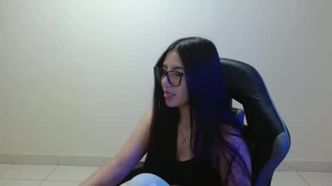 Snapshot of sahaliefox_ chatting on 04.09.26 Sahaliefox online show from 04.09.26