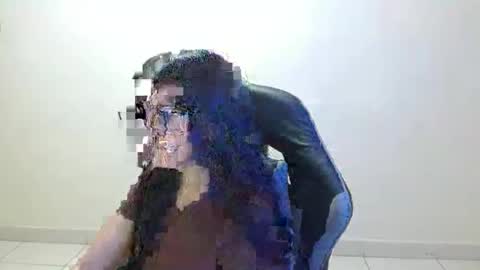 Snapshot of sahaliefox_ chatting on 04.21.26 Sahaliefox online show from 04.21.26