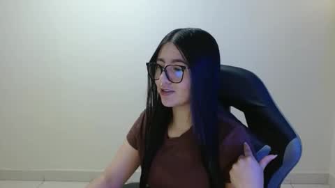 Snapshot of sahaliefox_ chatting on 05.03.26 Sahaliefox online show from 05.03.26
