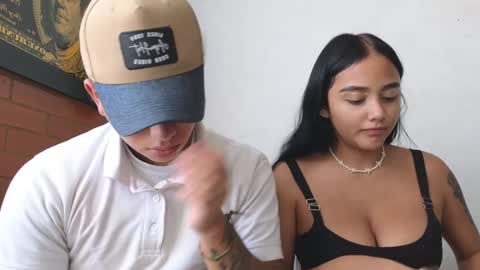 Sahara y Thiago online show from 02.02.25