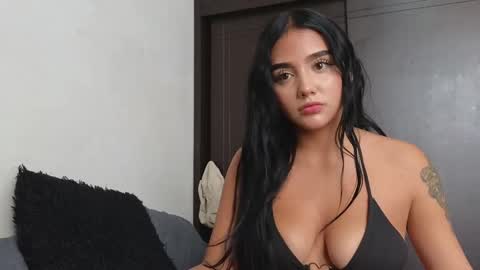 Sahara y Thiago online show from 02.27.25