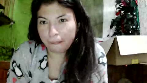 Snapshot of sailor_ruby7 chatting on 12.15.25 ruby chocoholic cakeholic coffeeholic cookieholic online show from 12.15.25