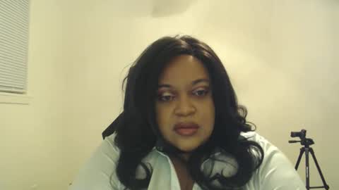 Queen Serenity online show from 05.16.26