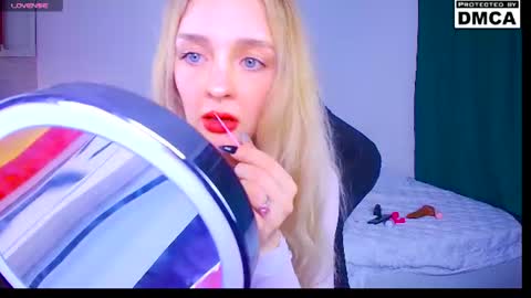 Sofia online show from 06.15.26