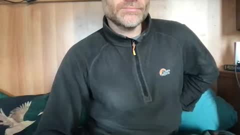 saint009 online show from 02.03.25