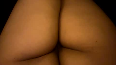 Snapshot of salasdulce chatting on 12.18.25 salasdulce online show from 12.18.25