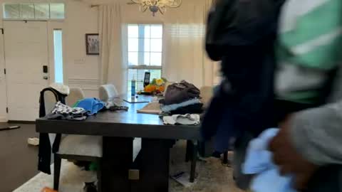 Cum Hanks online show from 08.02.26