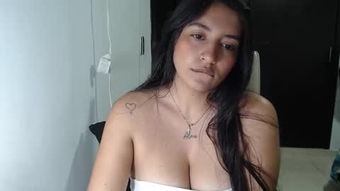saliha online show from 04.25.26