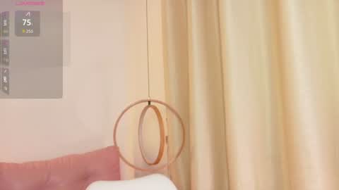 Snapshot of sally_azmani_ chatting on 06.22.26 Silvia online show from 06.22.26