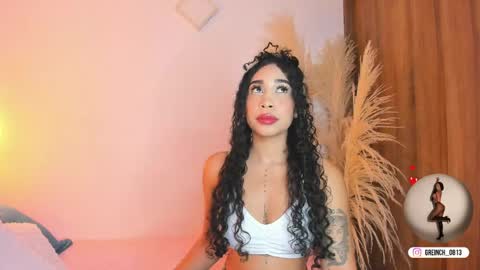 Snapshot of sally_rosses chatting on 05.19.26 sally rosses online show from 05.19.26