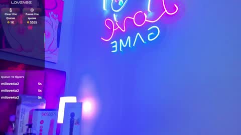 miss Sally online every night from 1am to 8am  Colombia time online show from 03.04.25