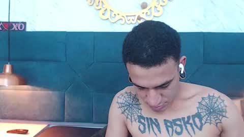 salome_daniel online show from 10.17.25