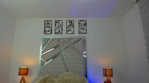 Snapshot of salomedyla chatting on 03.12.25 salomedyla online show from 03.12.25