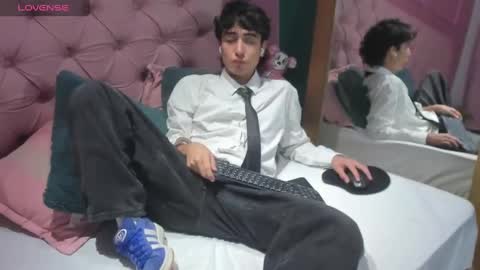 Snapshot of salvatore_monterey chatting on 12.08.24 salvatore online show from 12.08.24