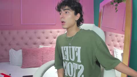 Snapshot of salvatore_monterey chatting on 01.04.25 salvatore online show from 01.04.25