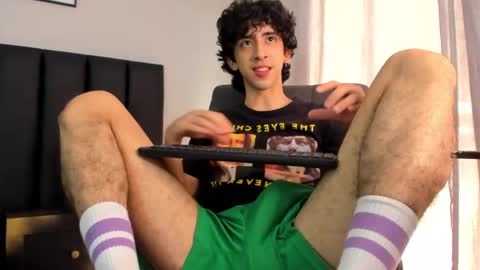 Snapshot of salvatore_monterey chatting on 02.27.25 salvatore online show from 02.27.25