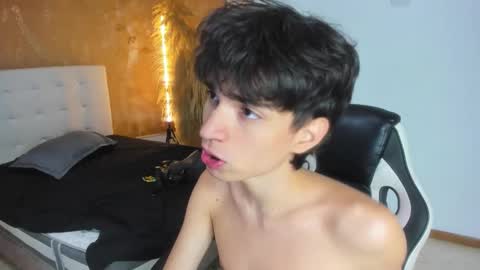 Snapshot of salvatore_monterey chatting on 02.27.26 salvatore online show from 02.27.26