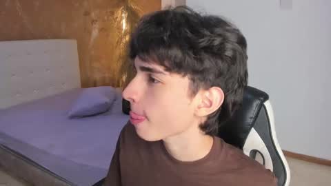 Snapshot of salvatore_monterey chatting on 03.08.26 salvatore online show from 03.08.26