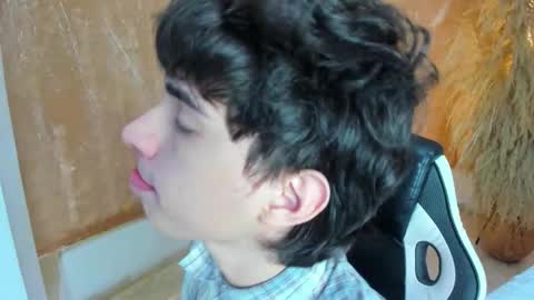 Snapshot of salvatore_monterey chatting on 03.24.26 salvatore online show from 03.24.26