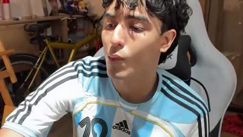salvatore_montt online show from 06.16.26