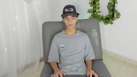sam__cute online show from 01.25.25