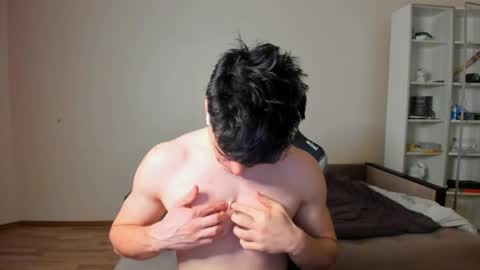 Snapshot of sam_huston18 chatting on 04.06.26 BACK IN 2 WEEKS online show from 04.06.26