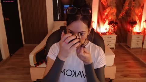 SAM MANSON online show from 04.23.26