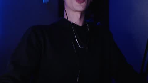 Snapshot of sam_skywalker chatting on 09.15.25 sam_skywalker online show from 09.15.25