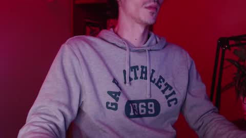 Snapshot of sam_skywalker chatting on 11.13.25 sam_skywalker online show from 11.13.25