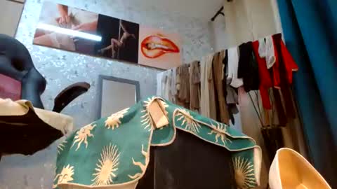 Snapshot of samanta_brownn_ chatting on 07.06.26 samanta online show from 07.06.26