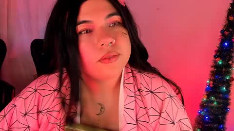 Snapshot of samanta_cutee1 chatting on 01.05.25 SAMANTA online show from 01.05.25