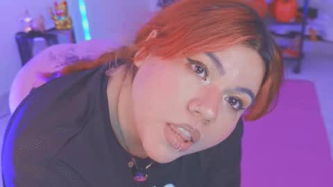 Snapshot of samanta_cutee1 chatting on 09.22.25 SAMANTA online show from 09.22.25