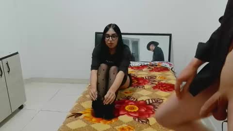 Samanta Saenz3 online show from 12.14.25