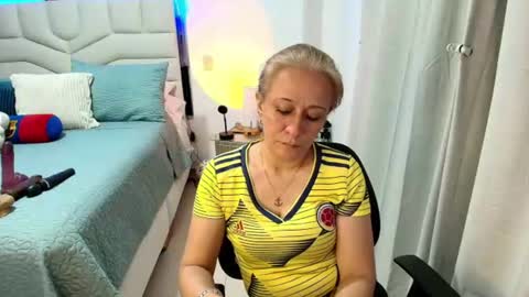 Snapshot of samanta_stone69 chatting on 06.23.26 Samanta Stone online show from 06.23.26