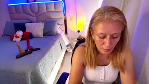 Snapshot of samanta_stone69 chatting on 07.08.26 Samanta Stone online show from 07.08.26
