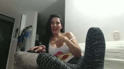 Snapshot of samanta_xi chatting on 04.01.26 samanta online show from 04.01.26