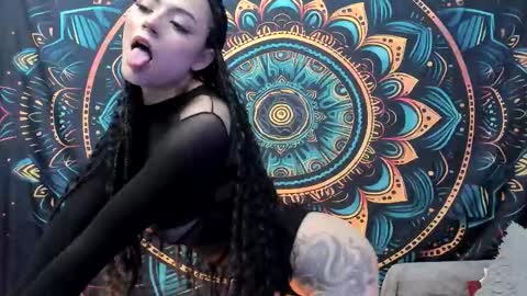 Snapshot of samantablaze chatting on 12.04.25 samantablaze online show from 12.04.25