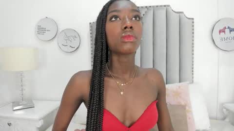 Snapshot of samantamarquez chatting on 12.05.25 Samanta online show from 12.05.25