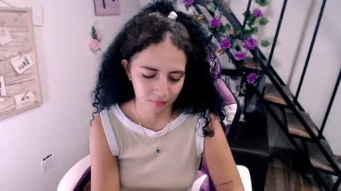 Snapshot of samantha2girl chatting on 06.29.26 samantha online show from 06.29.26
