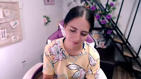 Snapshot of samantha2girl chatting on 07.11.26 samantha online show from 07.11.26