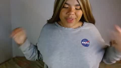 Snapshot of samantha_890 chatting on 10.01.25 samantha_890 online show from 10.01.25