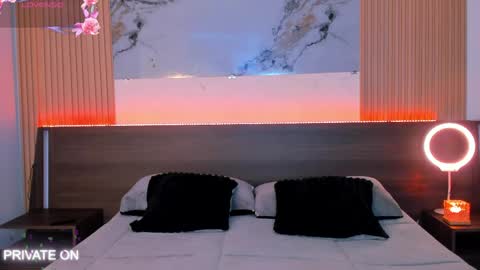 Snapshot of samantha_moons chatting on 03.22.26 samantha_moons online show from 03.22.26