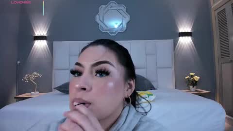  Samanthaa online show from 11.10.25