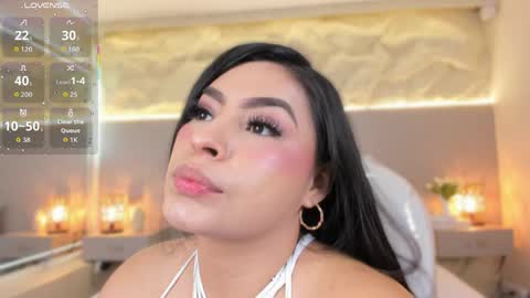 Snapshot of samanthaa_22_ chatting on 05.22.26 Samanthaa online show from 05.22.26
