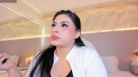 Snapshot of samanthaa_22_ chatting on 05.23.26 Samanthaa online show from 05.23.26