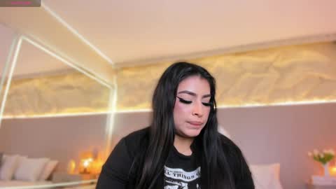 Snapshot of samanthaa_22_ chatting on 06.03.26 Samanthaa online show from 06.03.26