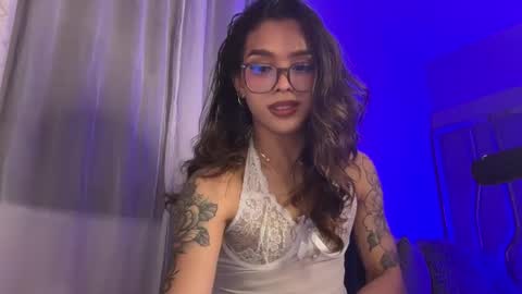 Snapshot of samanthabernardo_ chatting on 03.29.26 Samantha Bernardo online show from 03.29.26