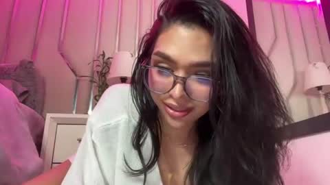 Samantha Bernardo online show from 06.12.26